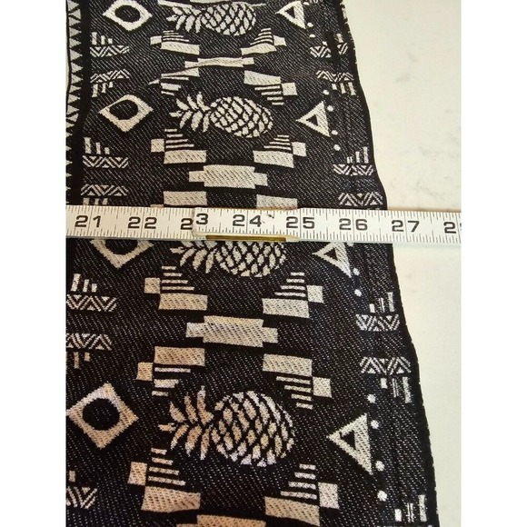 On The Byas T Shirt size Large Black Pineapple print 1/4 button short sleeve - Picture 9 of 9